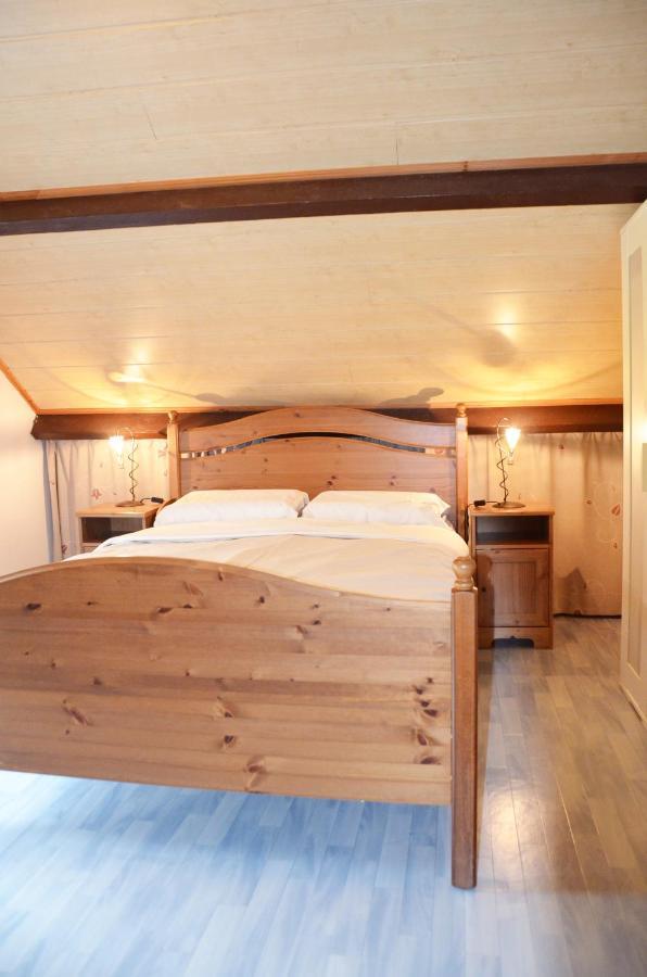Gite Le Petit Coin De Paradis Sautin Montbliart Exterior foto